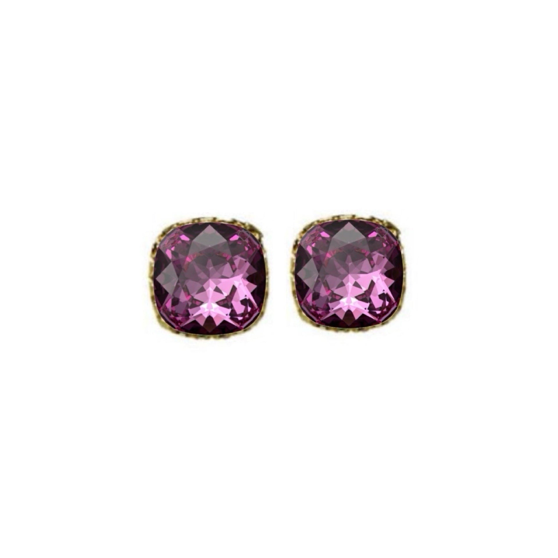 Mona // Plum