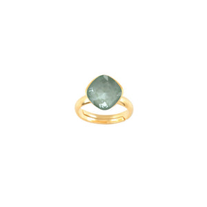 Clara // Mint