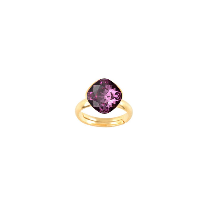 Clara // Plum