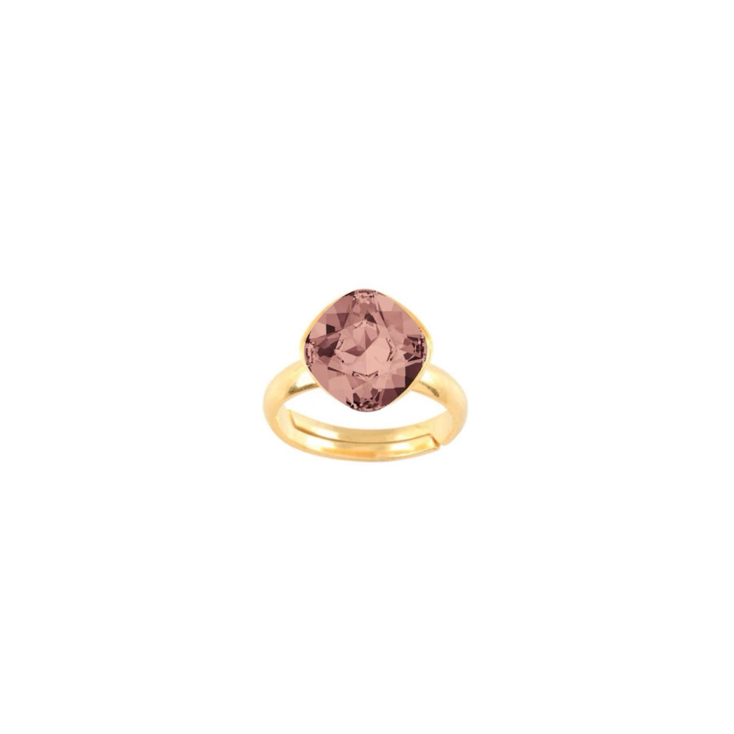 Clara // Peche